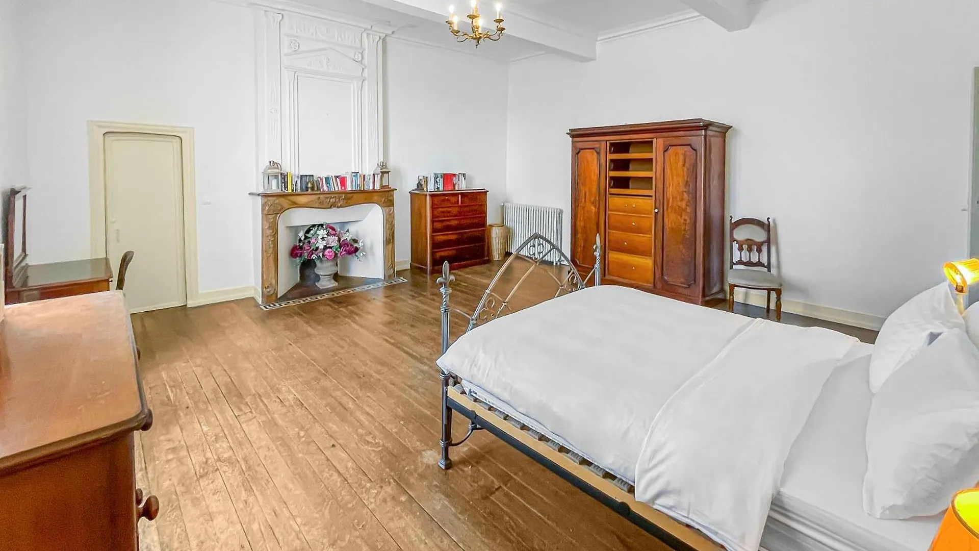 Retraite Royale A Valentine Villa 0*,
