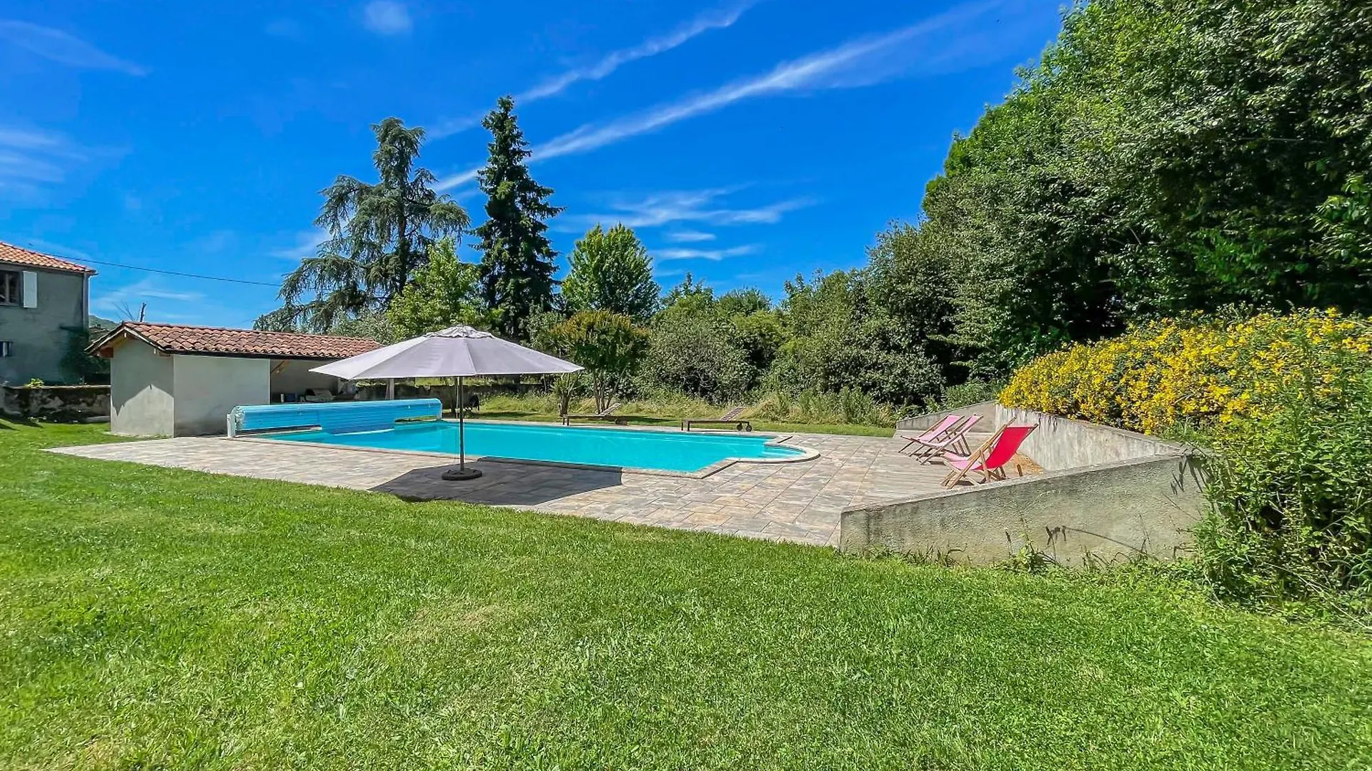 Holiday home Retraite Royale A Valentine Villa